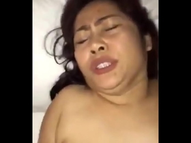 មេម៉ាយ48ឆ្នាំនៅស្ទាវ