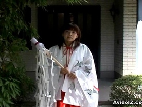 Cute Asian Double Blowjob and Cum Slurp!